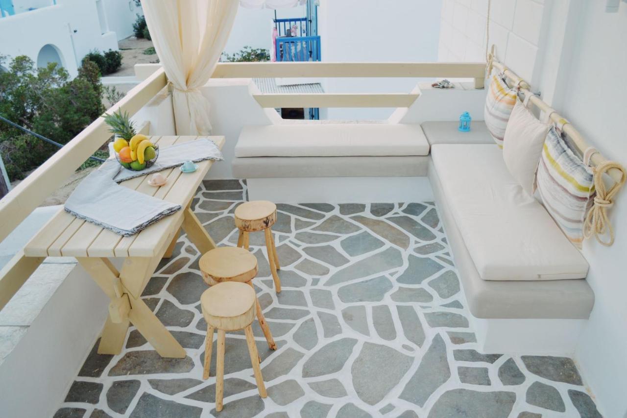 Blue Heart Luxury Suites Naxos City Exterior photo