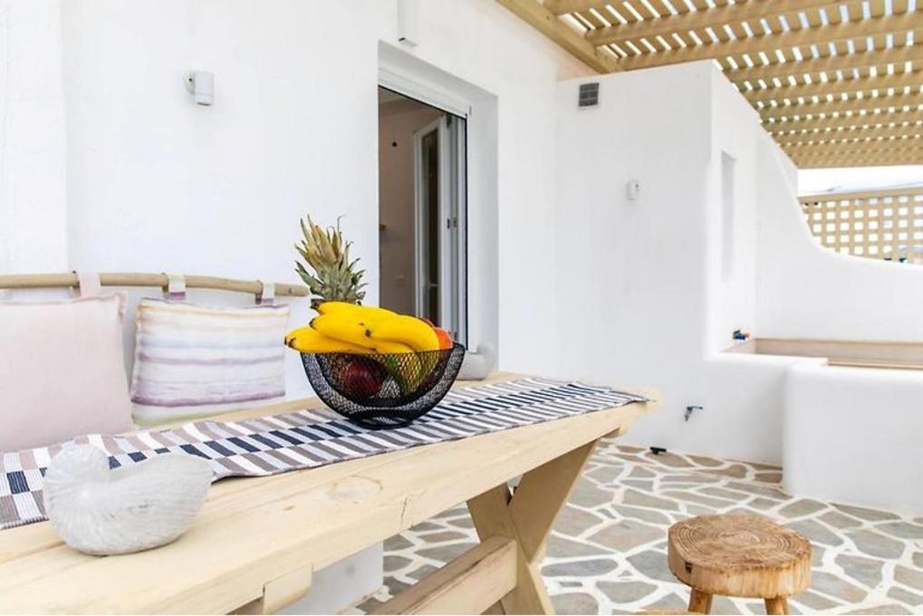 Blue Heart Luxury Suites Naxos City Exterior photo